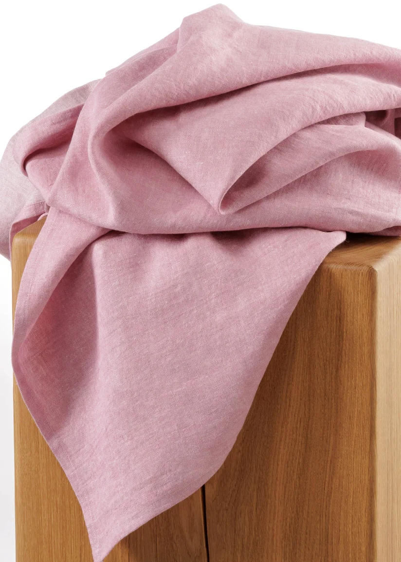 Denim Linen Beach Blanket ALVITA Raspberry - Image 3